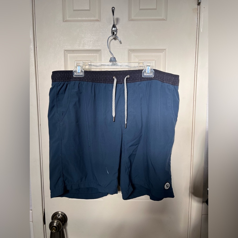 Vuori Kore 9” Shorts